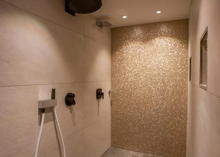 Sonne Garni Pensión 3*